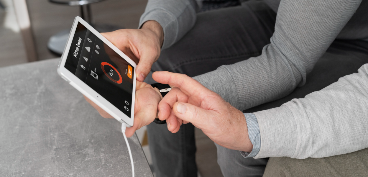Smart Blood Pressure Monitoring With Hilo