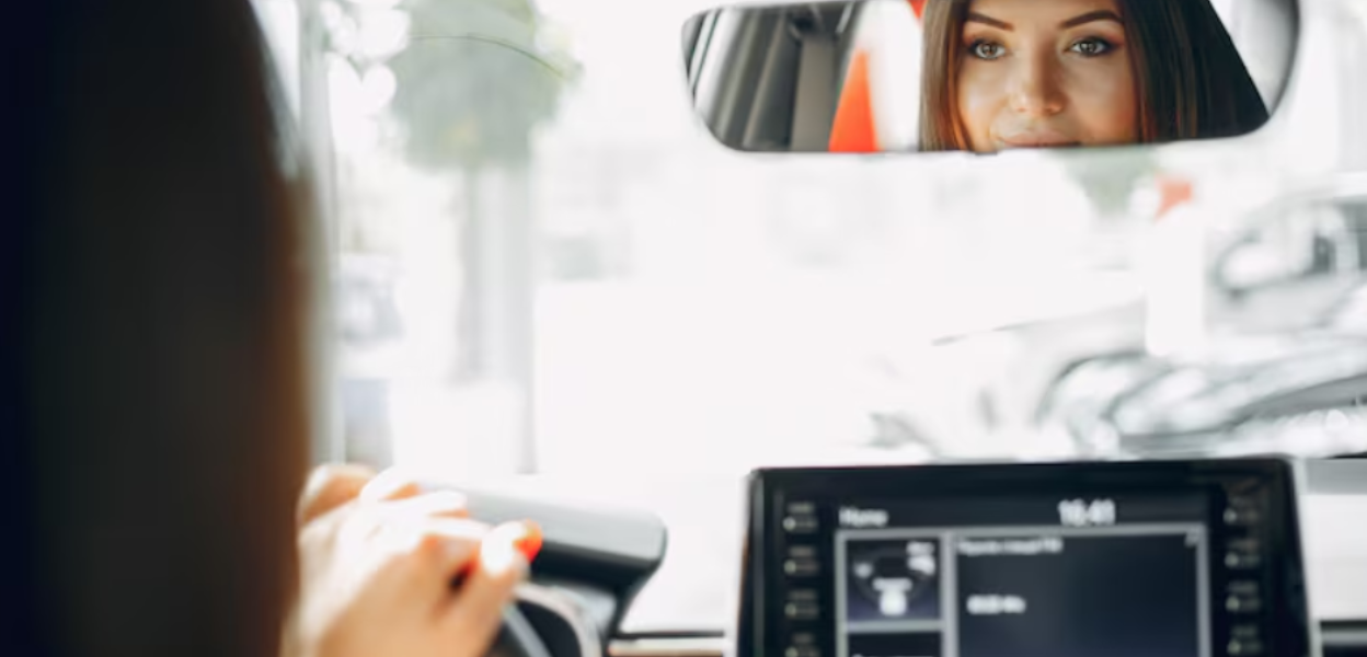 Lamtto Review 2024: Upgrade Your Car With Smart Dash Cams And Displays
