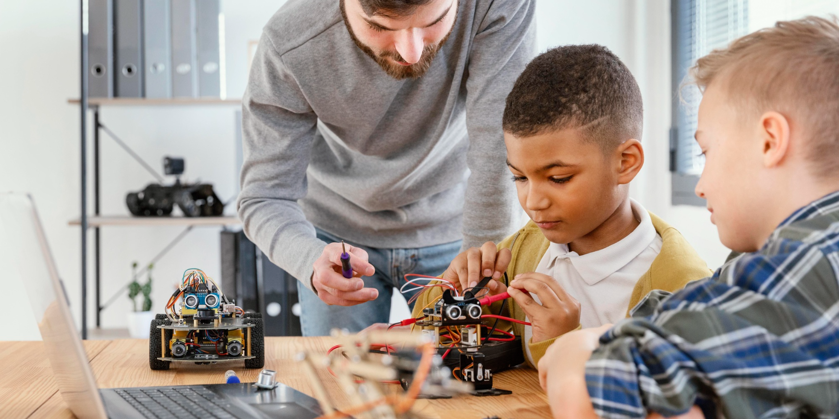 SunFounder Top Picks: Best Kits for Coding, Robotics, and STEM Learning