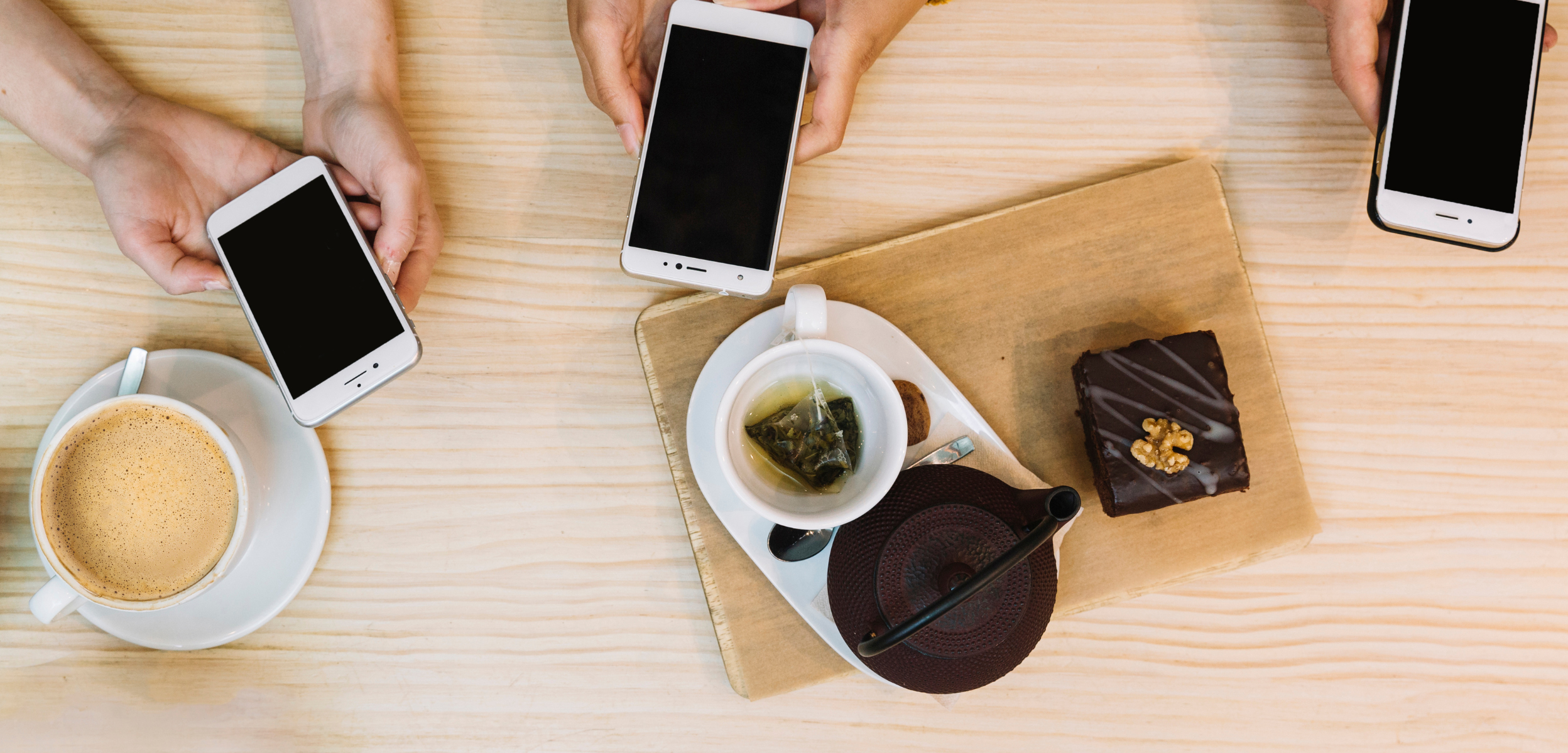 ShakerCase Review: Stylish Accessories for Everyday Convenience